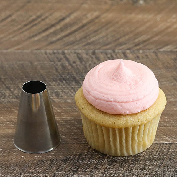 Ateco 808 tip dome on cupcake