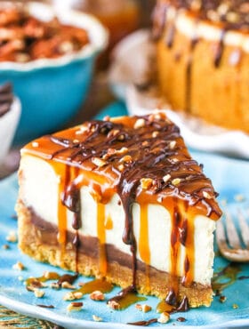 Turtle Cheesecake | Easy Cheesecake Recipe with Caramel & Chocolate