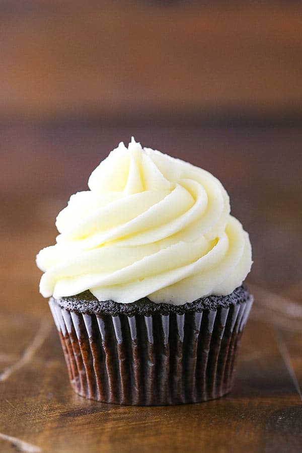 Cream Cheese Frosting - perfect for piping on cupcakes and cakes!