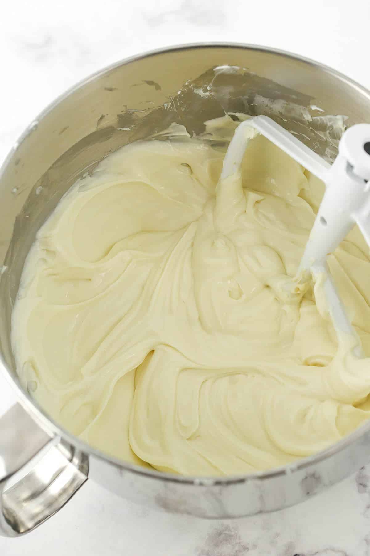 https://www.lifeloveandsugar.com/wp-content/uploads/2019/03/Classic-Cheesecake-StepByStep5.jpg