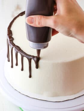 Image of Chocolate Drip applied to Cake