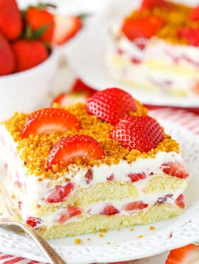 strawberry shortcake icebox cake slice
