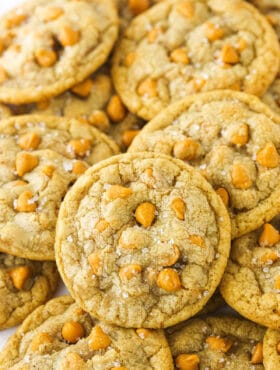 salted butterscotch cookies in a pile