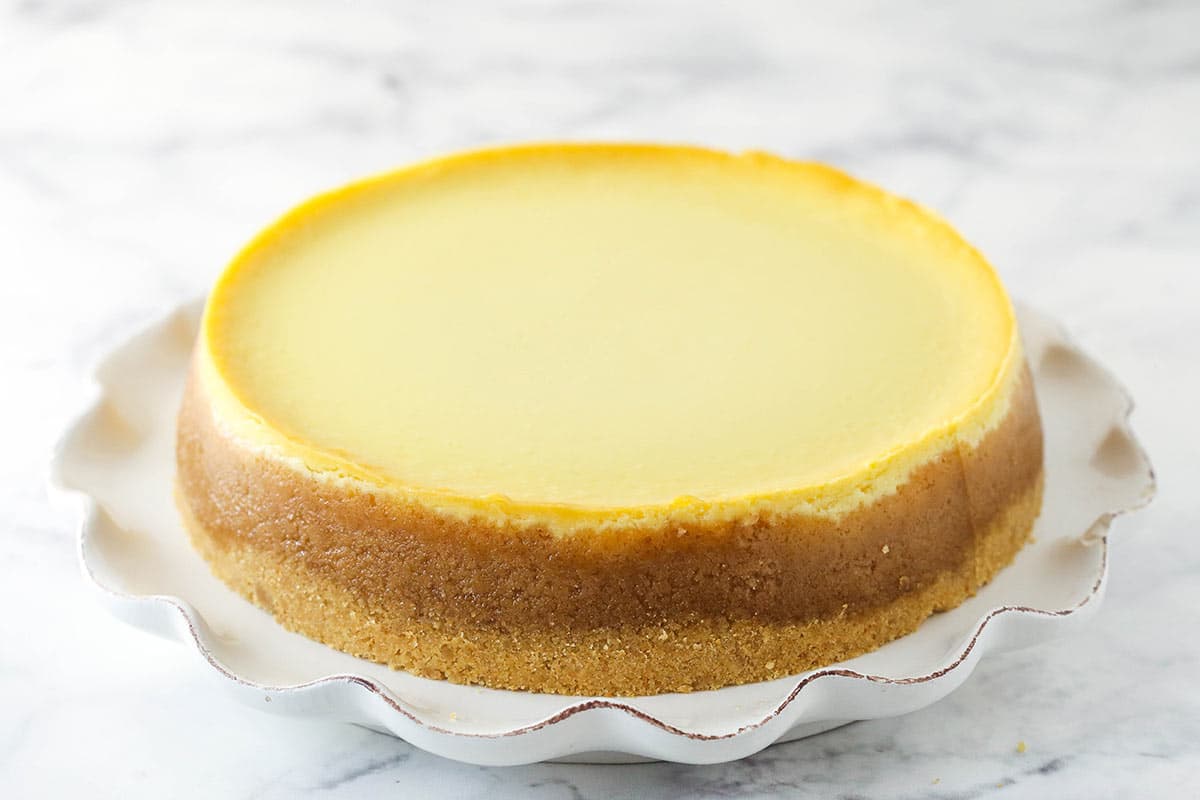 With the Best Springform Pan, Perfect Cheesecake Is Always Within