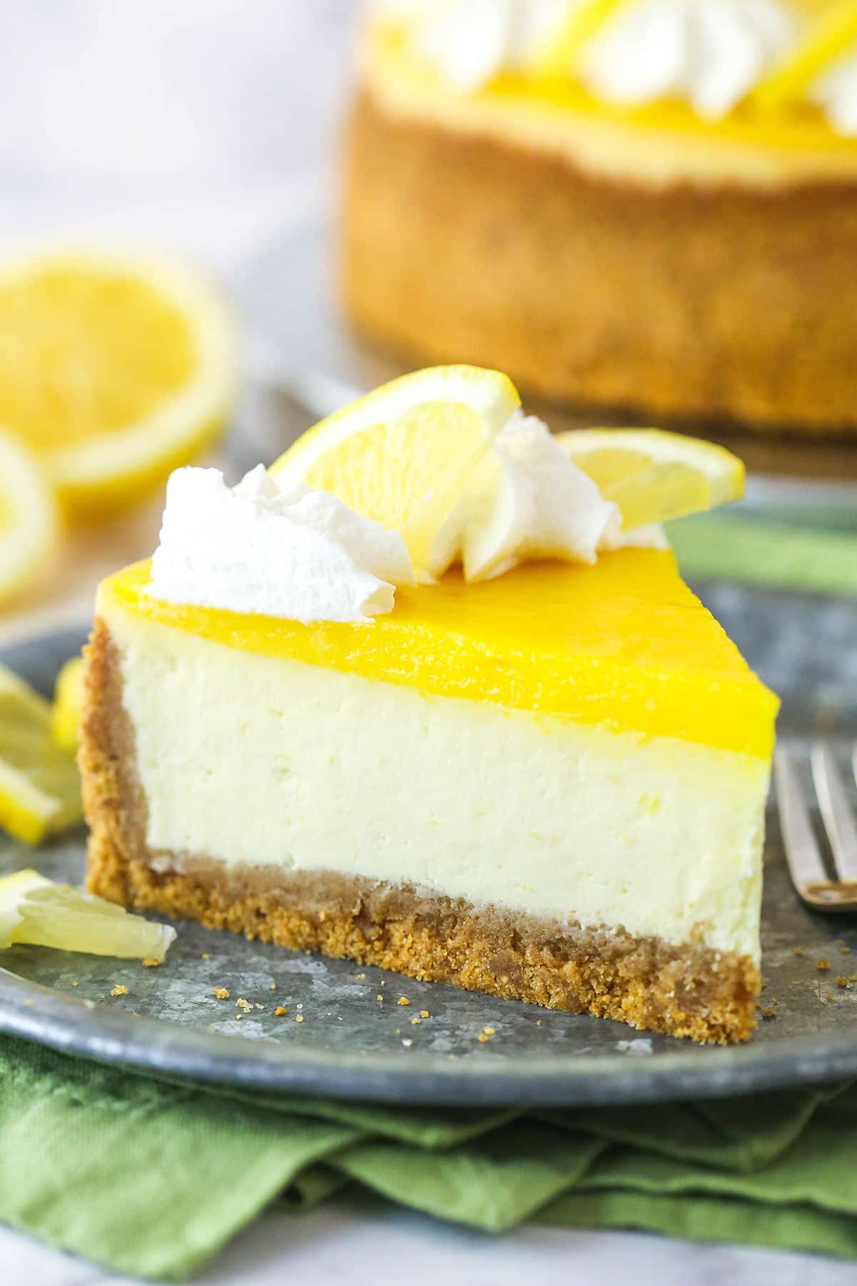 Lemon cheesecake served on a plate.