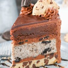 A slice of brookie cake on a plate.