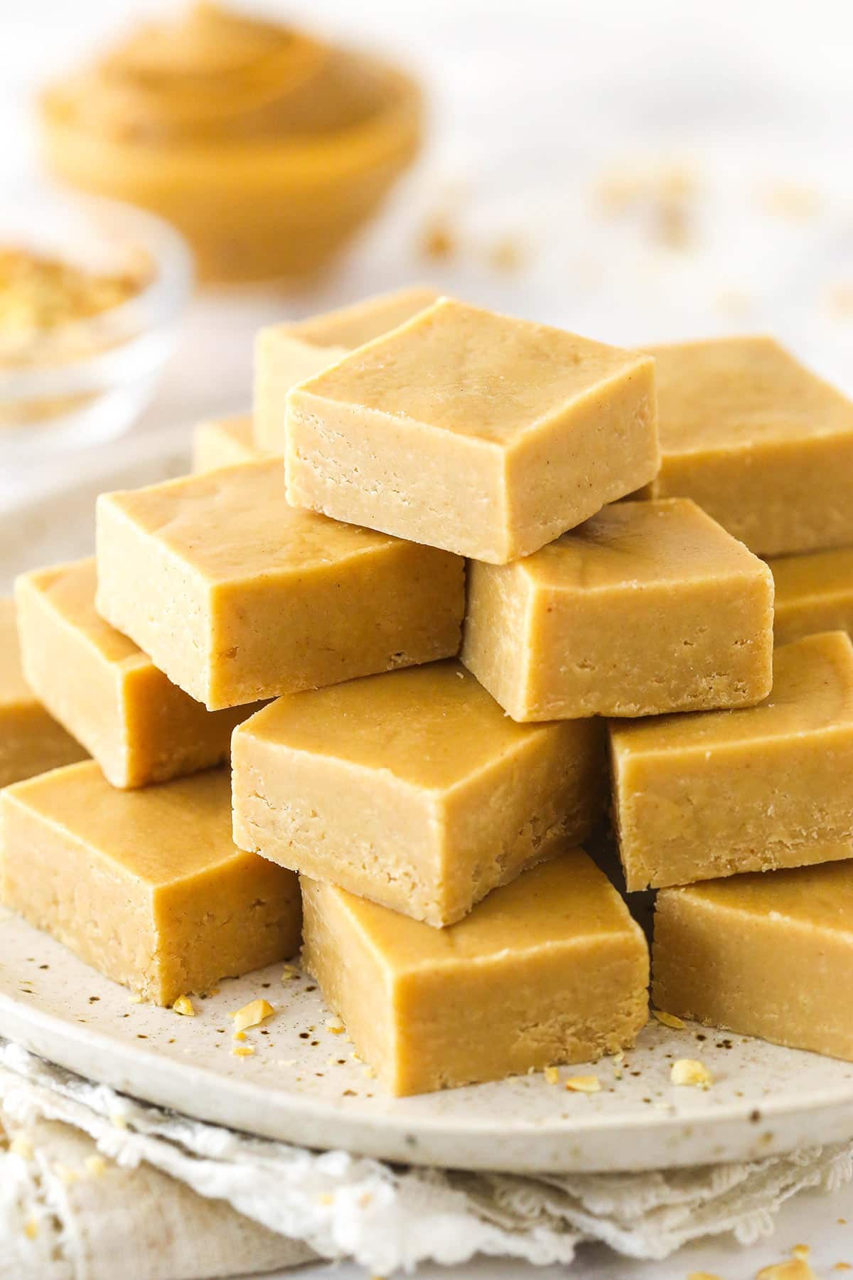 A pile pf peanut butter fudge on a serving platter.