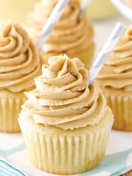 Close up of an eggnog latte cupcake.