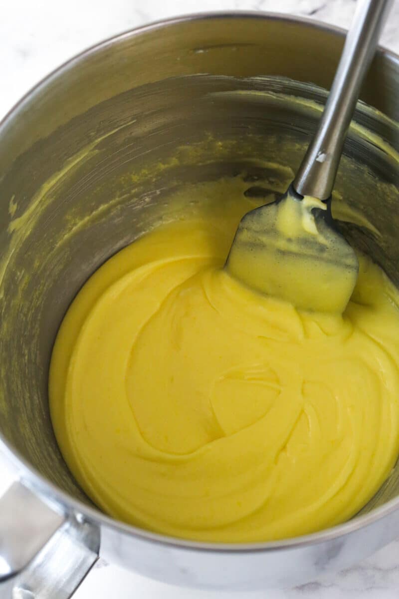 mascarpone filling with mascarpone cheese stirred in