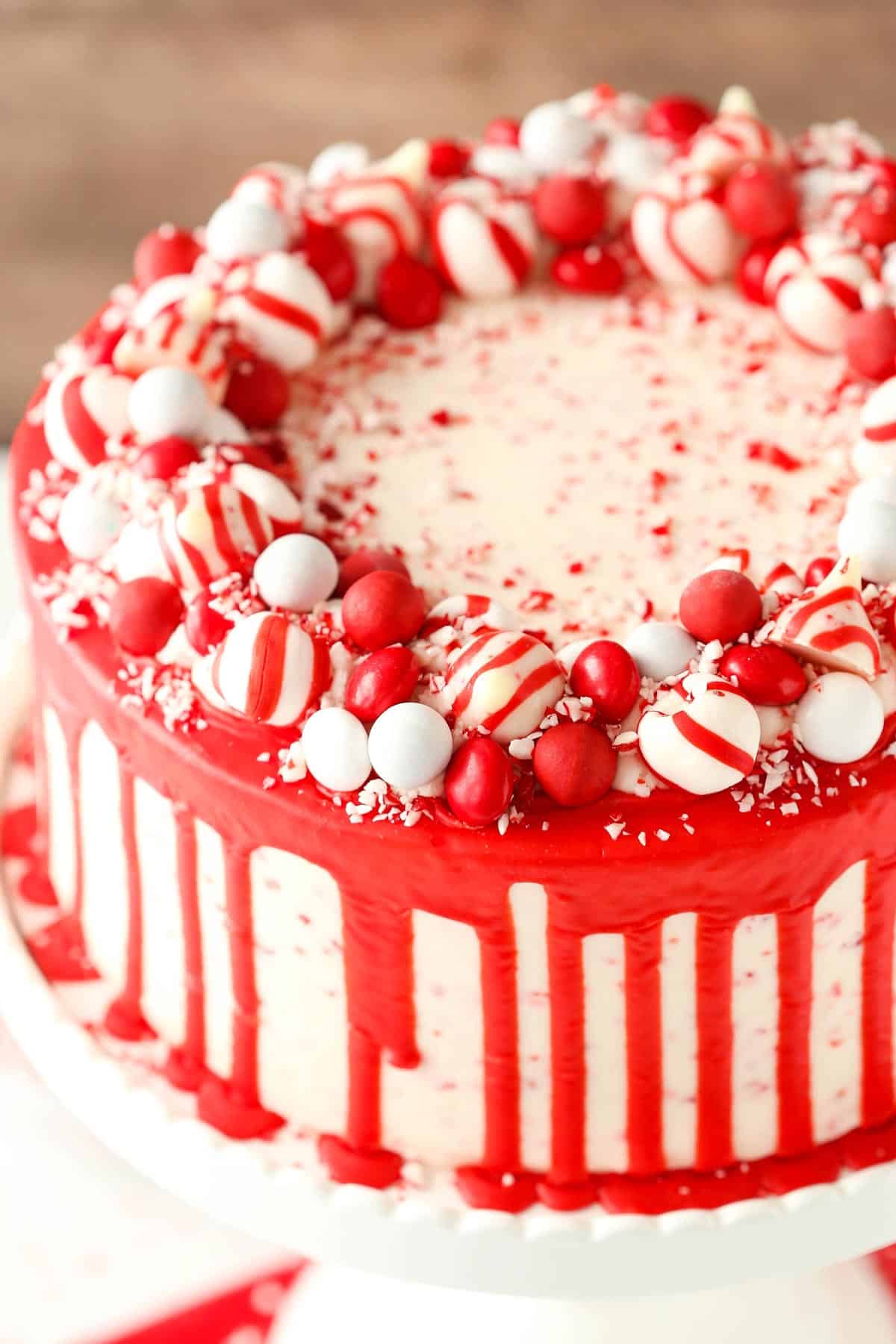 Close up of the top of a peppermint chip layer cake.