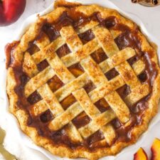 Overhead image of peach pie.