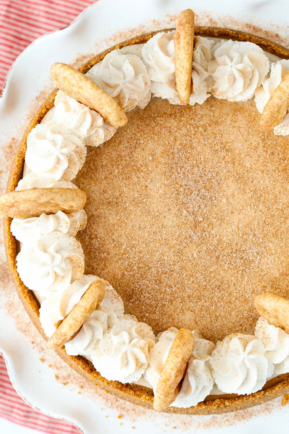 Top view of a snickerdoodle dulce de leche cheesecake.