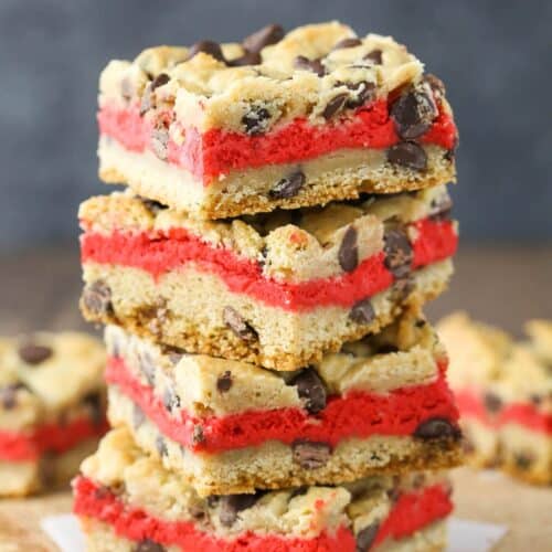 Red Velvet Cheesecake Chocolate Chip Cookie Bars - Life Love and Sugar