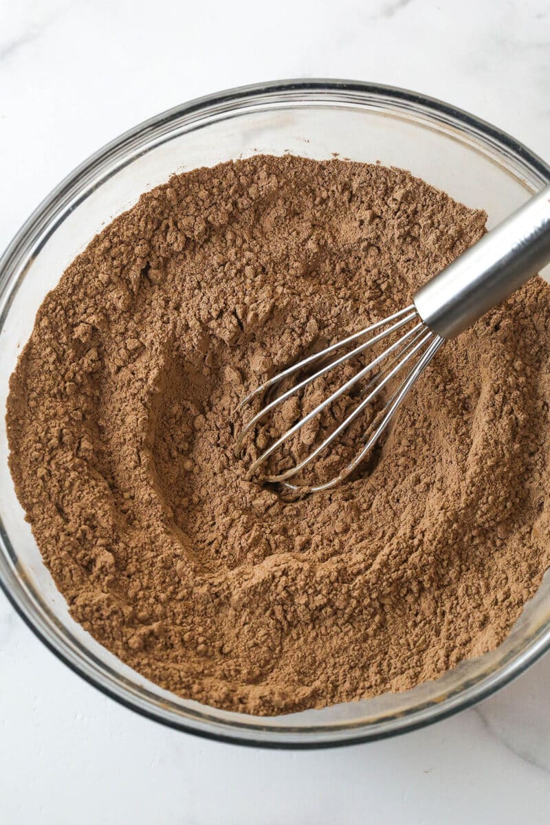 dry ingredients combined in glass bowl